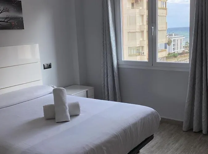 Los Boliches Sweet&beach * فوينخيرولا